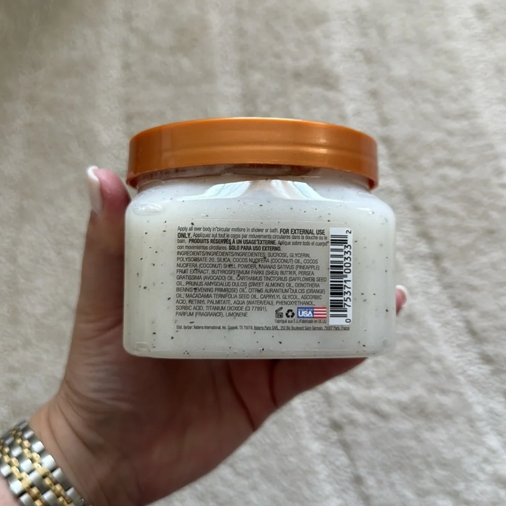 NEW- Tree Hut Coco Colada Shea Sugar Scrub - Picture 4 of 5